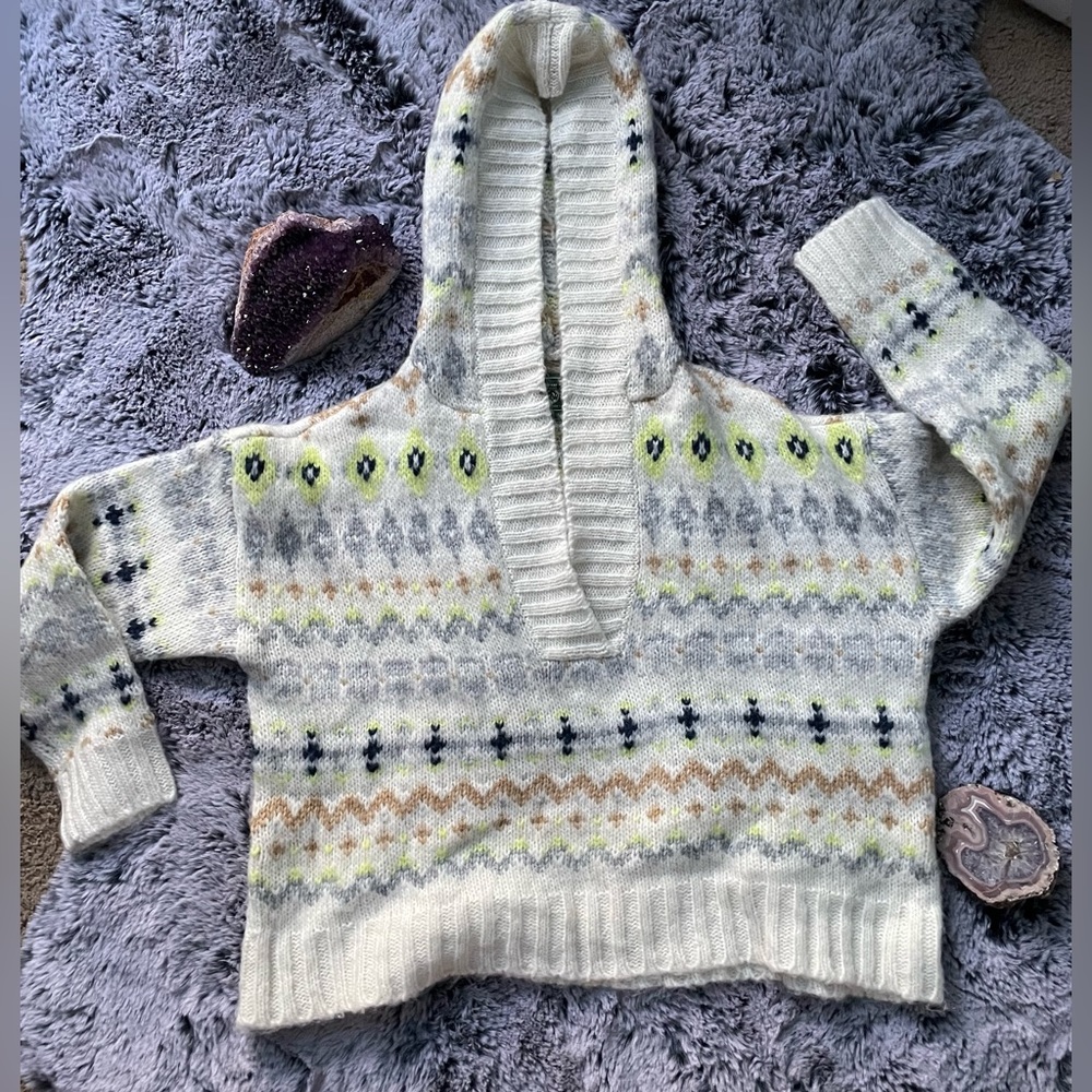 American Eagle vintage knit sweater